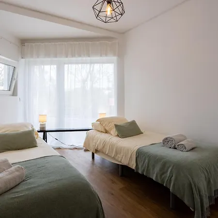 Mhouse Lease Walk To And Center 公寓 *